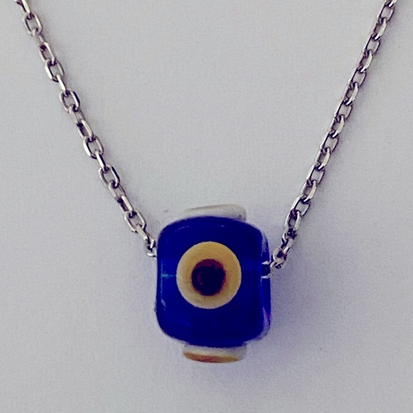 🧿925 Silver blue evil eye glass bead necklace - Picture 2 of 6